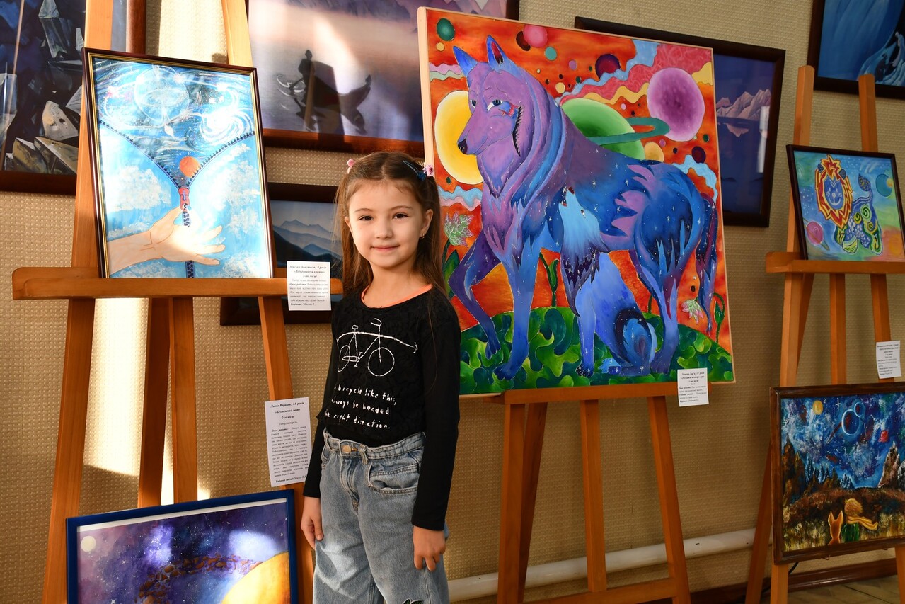 Відкриття виставки переможців обласного конкурсу дитячого малюнку «Ми - діти Космосу»